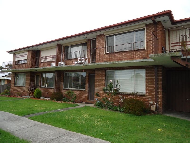 4/33 Gladstone Road, Dandenong VIC 3175