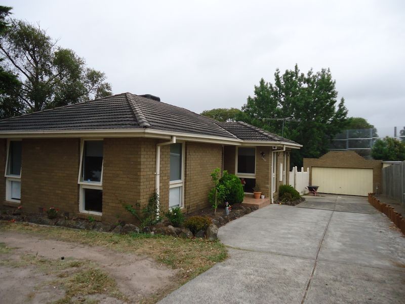 150 James Cook Drive, Endeavour Hills VIC 3802