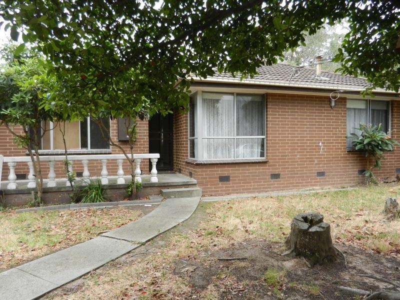 4 Hayes Court, Dandenong North VIC 3175