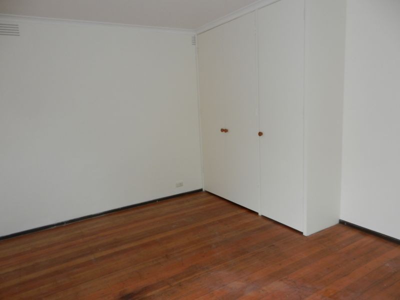 4 Hayes Court, Dandenong North VIC 3175