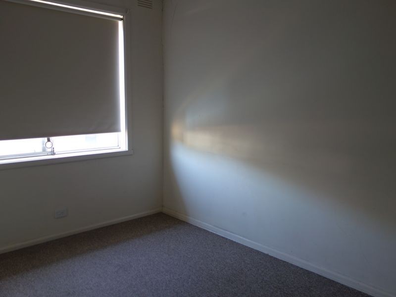 1/34 Benga Avenue, Dandenong VIC 3175