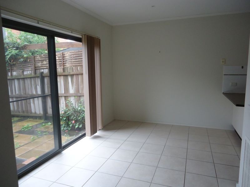 9 Boronia Avenue, Cranbourne VIC 3977