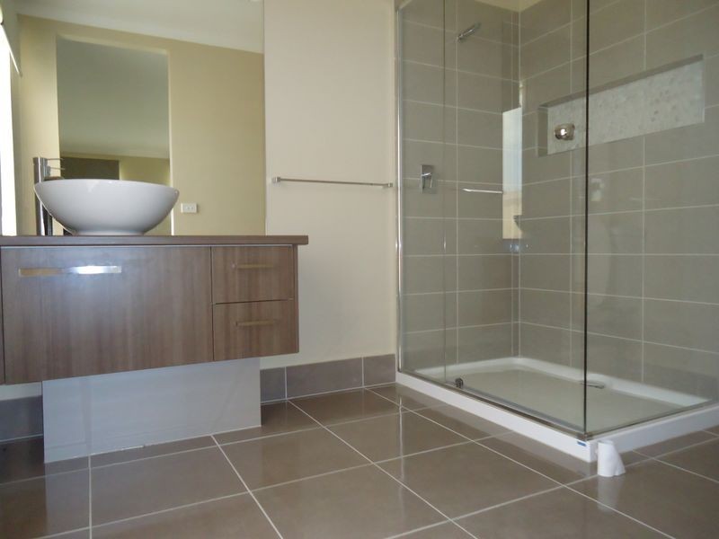 84 Glenelg Street, Clyde North VIC 3978