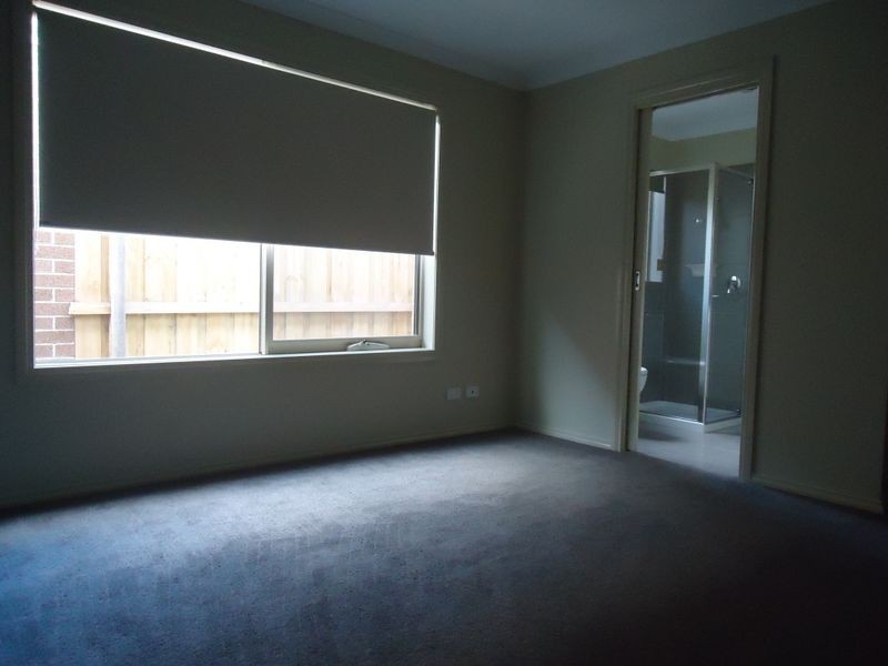 15 Cerise Street, Officer VIC 3809