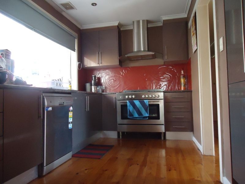 7 Adam Avenue, Hallam VIC 3803