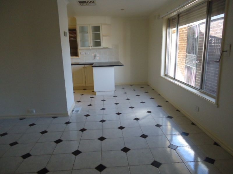 16 Garfield Court, Dandenong North VIC 3175