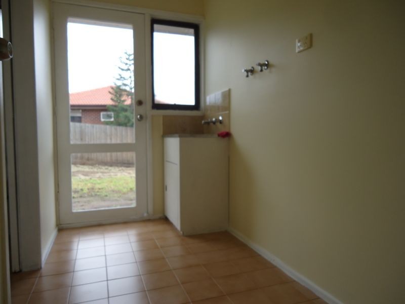 9 Paula Terrace, Endeavour Hills VIC 3802