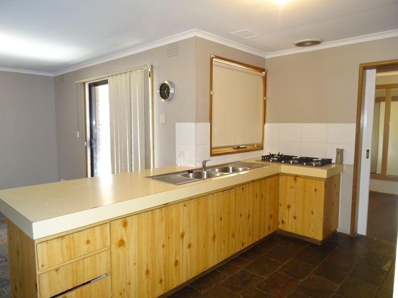 9 Jeffrey Street, Hampton Park VIC 3976