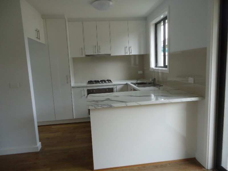 2/14 Tarata Drive, Doveton VIC 3177