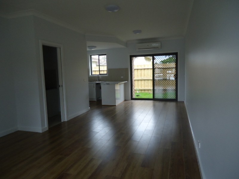 2/14 Tarata Drive, Doveton VIC 3177