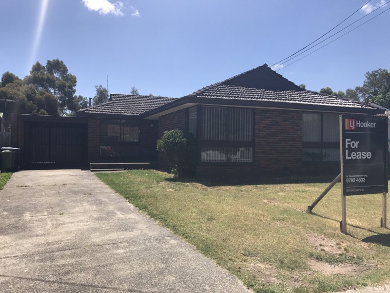 32 Riverview Cresent, Eumemmerring VIC 3177