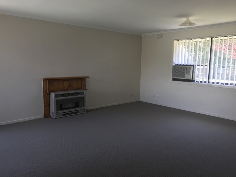 32 Riverview Cresent, Eumemmerring VIC 3177