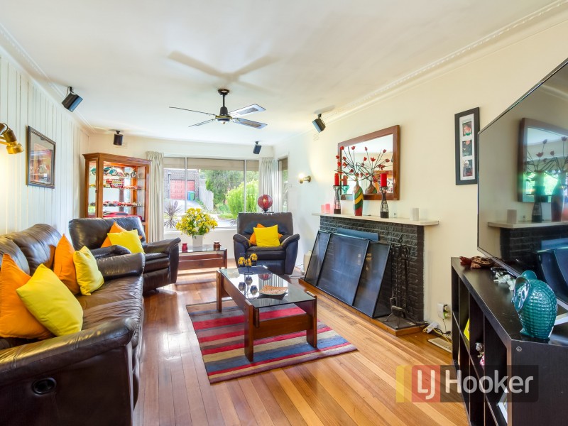 15 Philip Road, Hallam VIC 3803