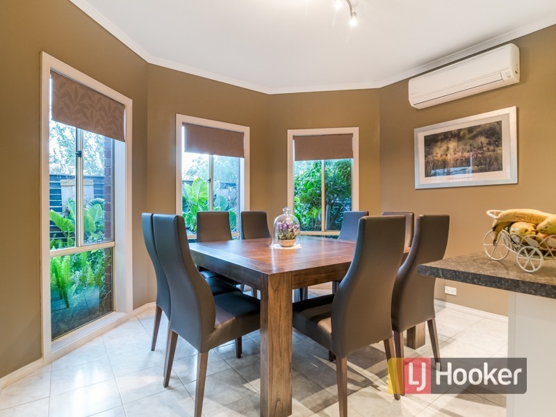 89 Crawley Road, Narre Warren North VIC 3804