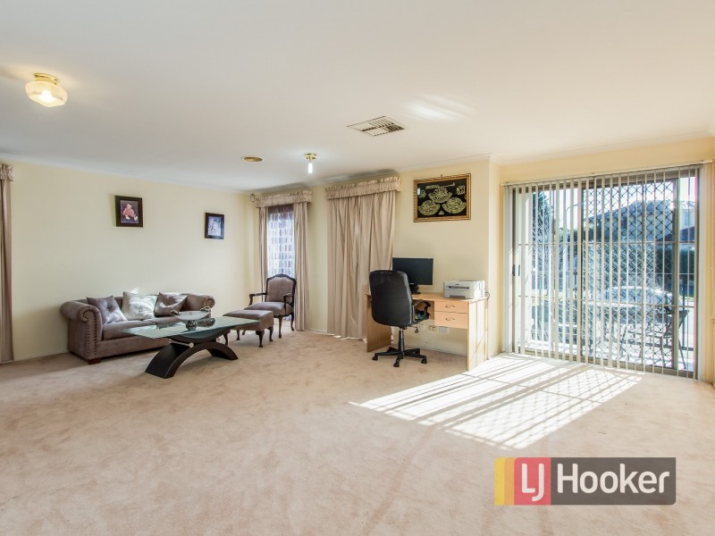 3 Nicole Close, Endeavour Hills VIC 3802