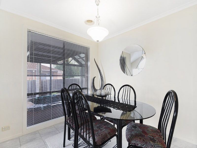 26 Eleanore Crescent, Hallam VIC 3803