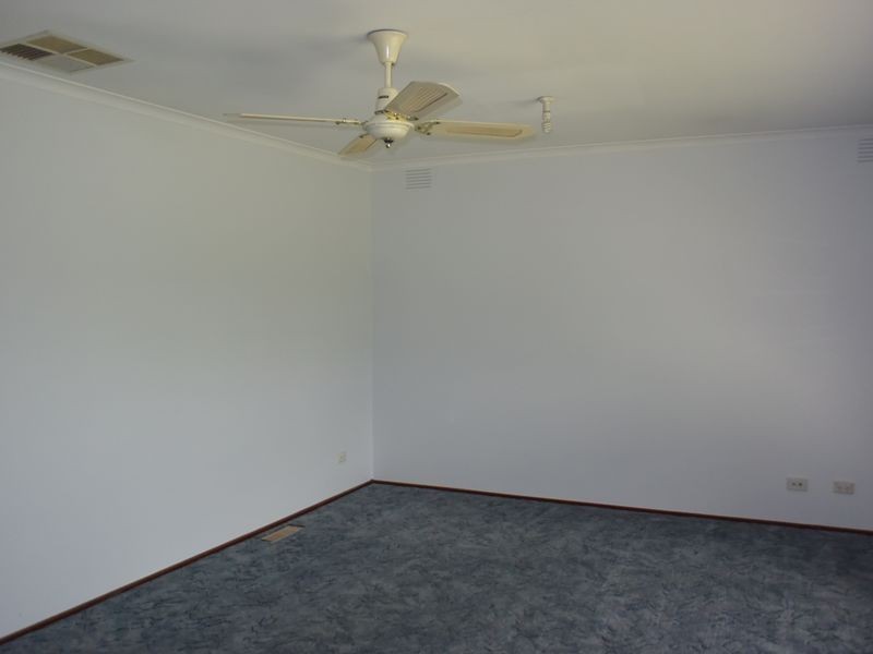 6 Griffiths Court, Dandenong North VIC 3175