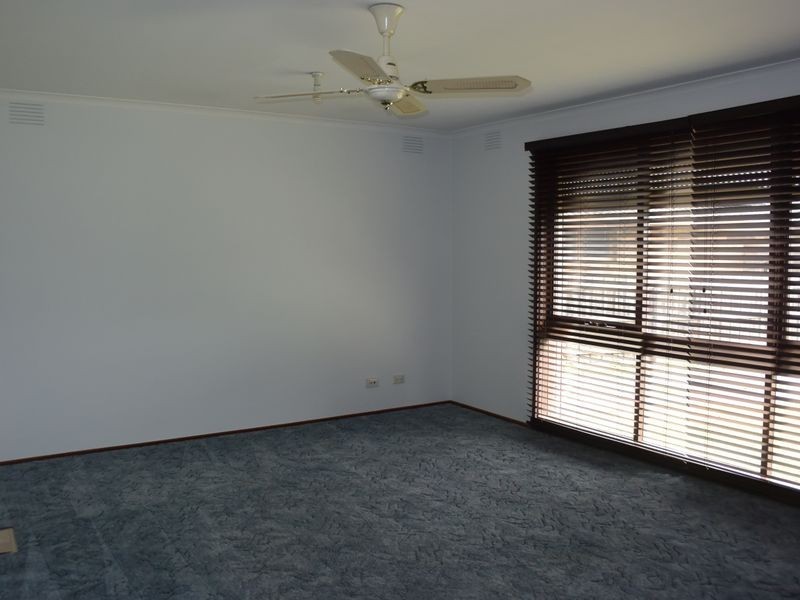 6 Griffiths Court, Dandenong North VIC 3175