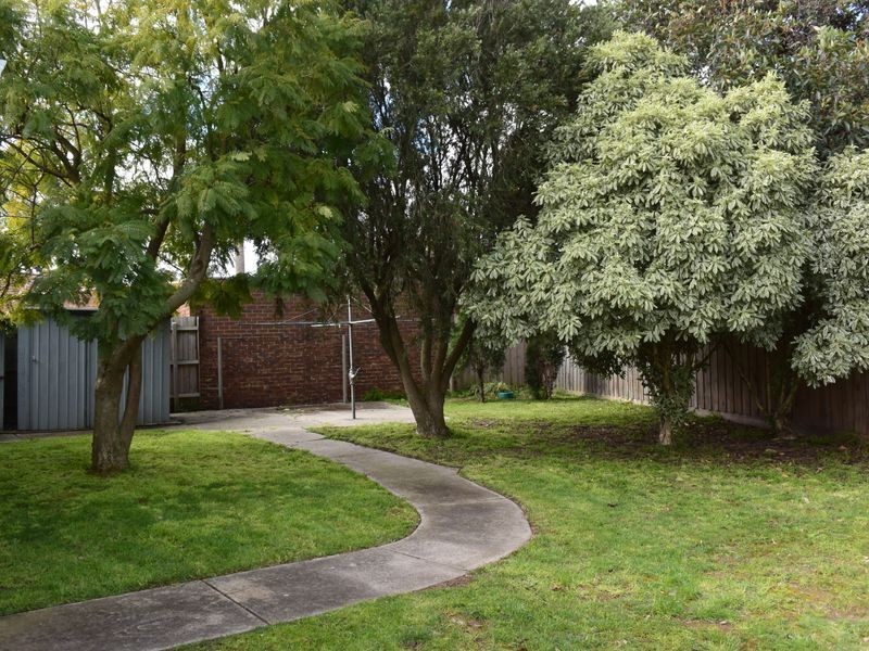 6 Griffiths Court, Dandenong North VIC 3175