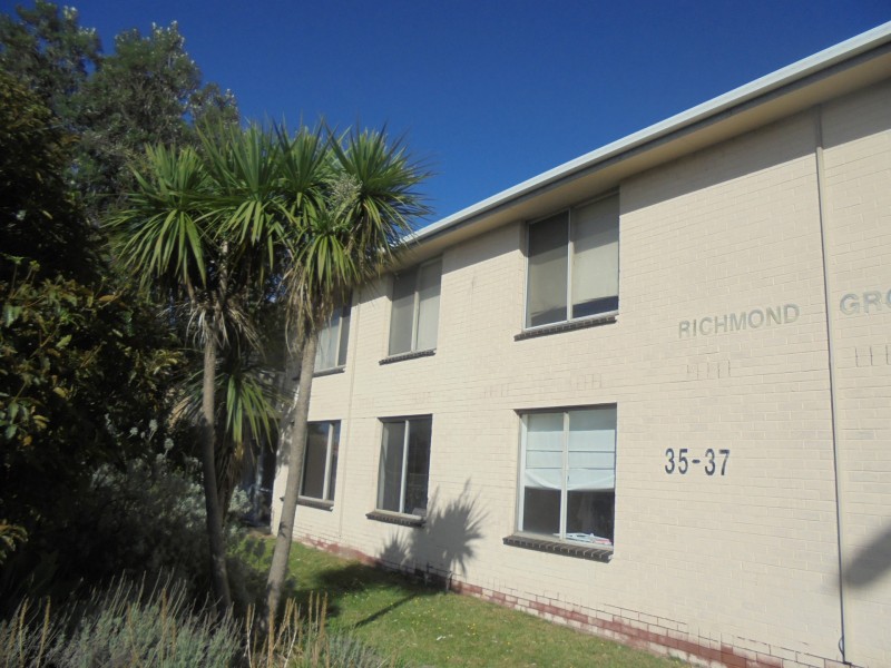 Apartment 9/35 Stud Road, Dandenong VIC 3175