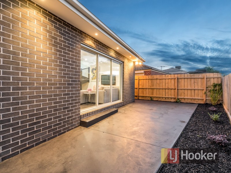 12 Buckeye Drive, Hallam VIC 3803