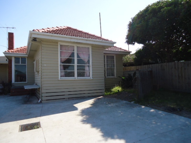 14 Airlie Avenue, Dandenong VIC 3175