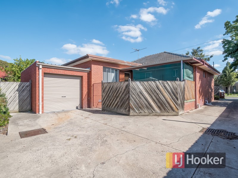 1/64 Ross Street, Dandenong VIC 3175