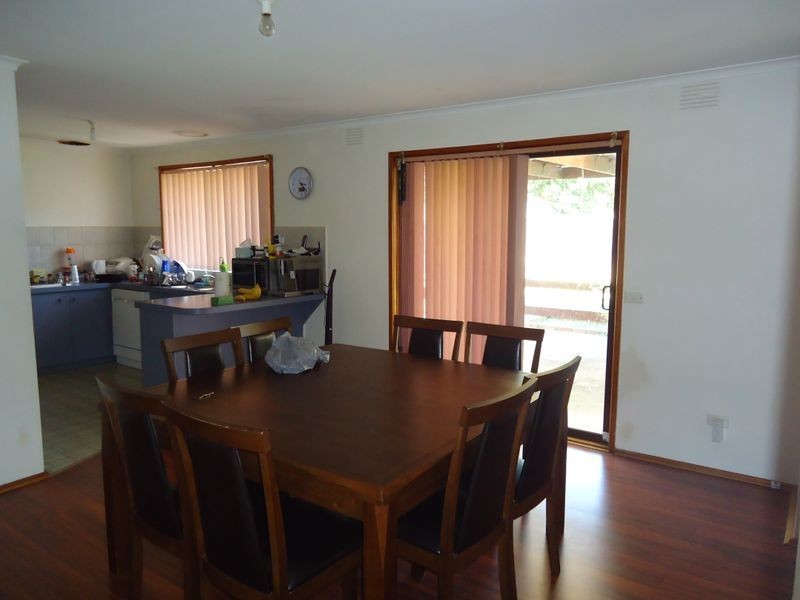 34 Shetland Street, Endeavour Hills VIC 3802