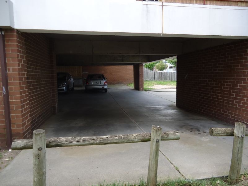 4/8 Hutton Street, Dandenong VIC 3175