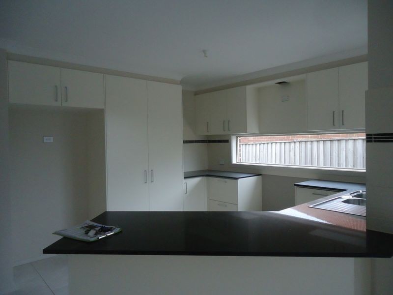 122a Bemersyde  Drive, Berwick VIC 3806