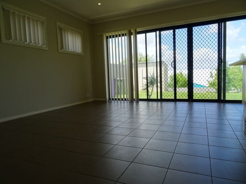 5/103 Army Road, Pakenham VIC 3810