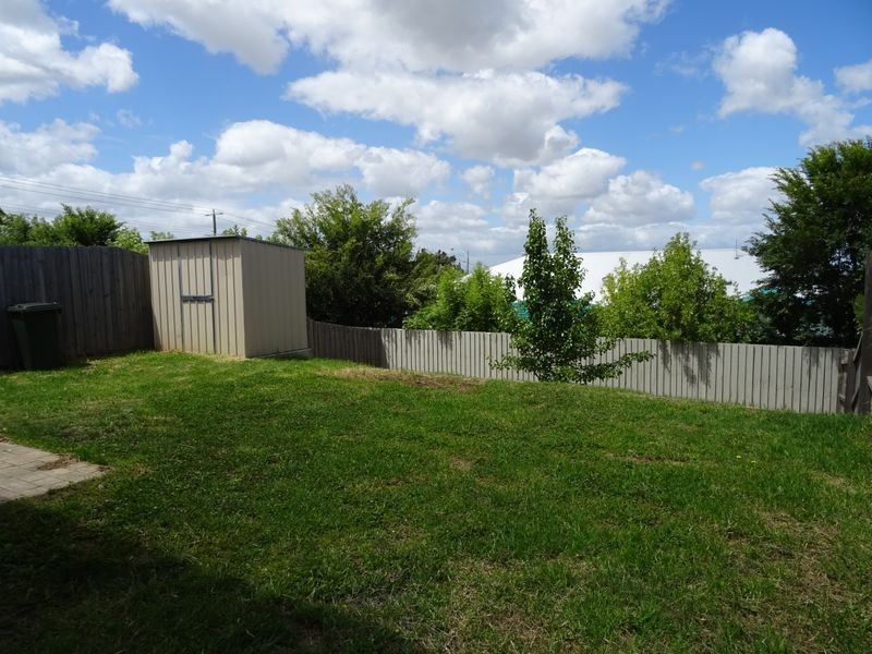 5/103 Army Road, Pakenham VIC 3810