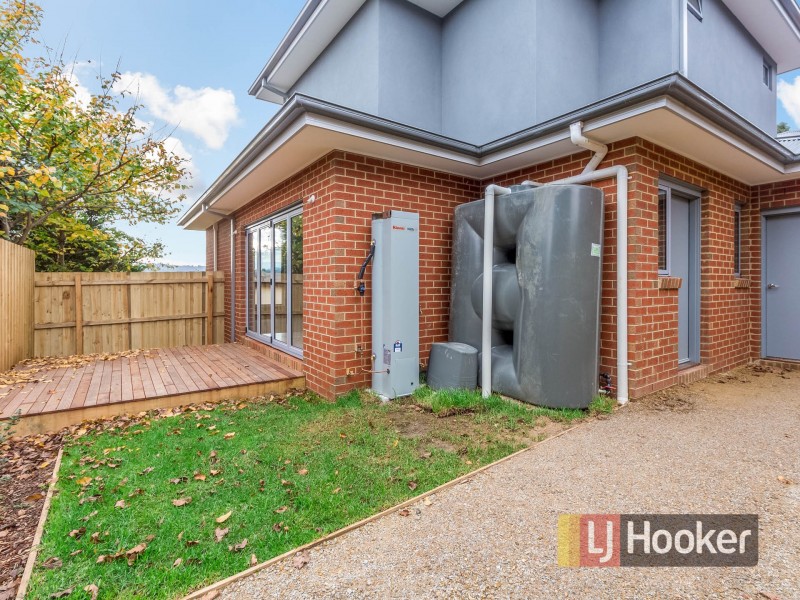 6/5 McCardle Court, Endeavour Hills VIC 3802