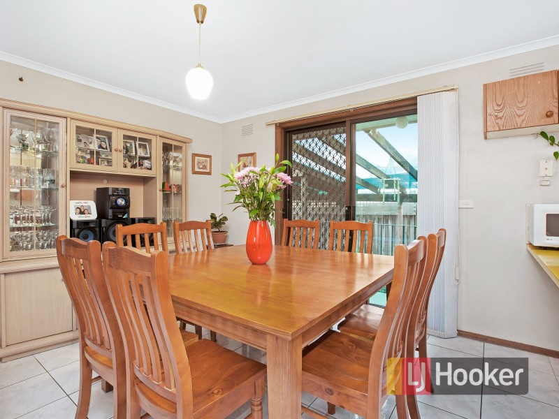 45 John Fawkner Drive, Endeavour Hills VIC 3802