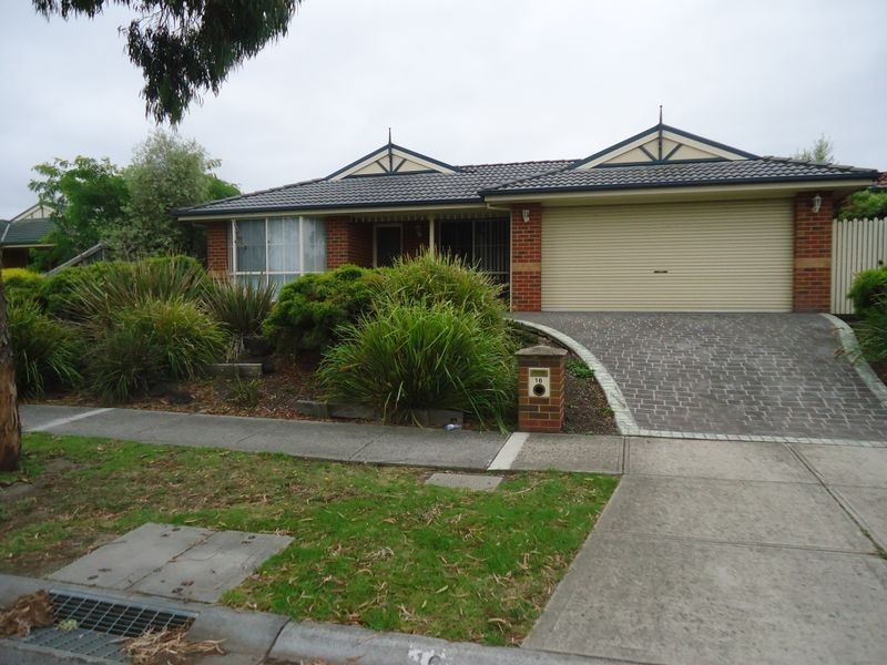 16 Ganaway Drive, Berwick VIC 3806