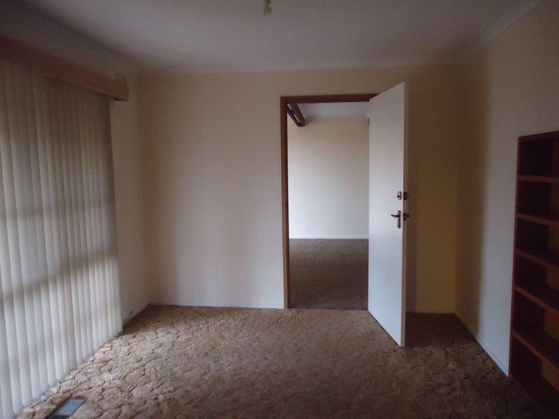 29 Carlisle Road, Hallam VIC 3803