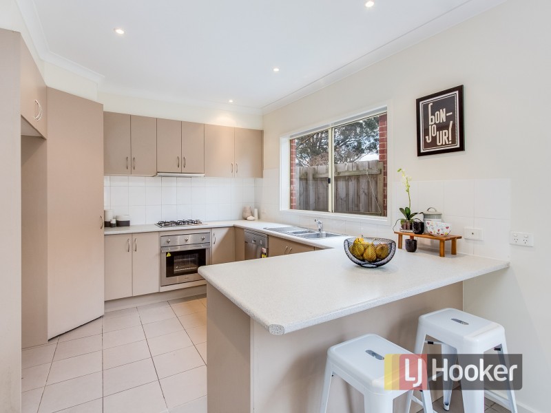 1/90 Rebecca Street, Doveton VIC 3177