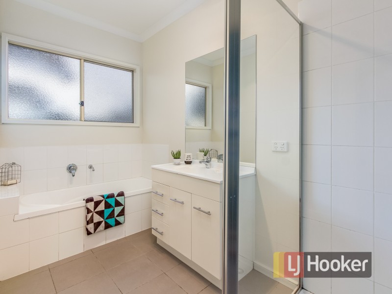 1/90 Rebecca Street, Doveton VIC 3177