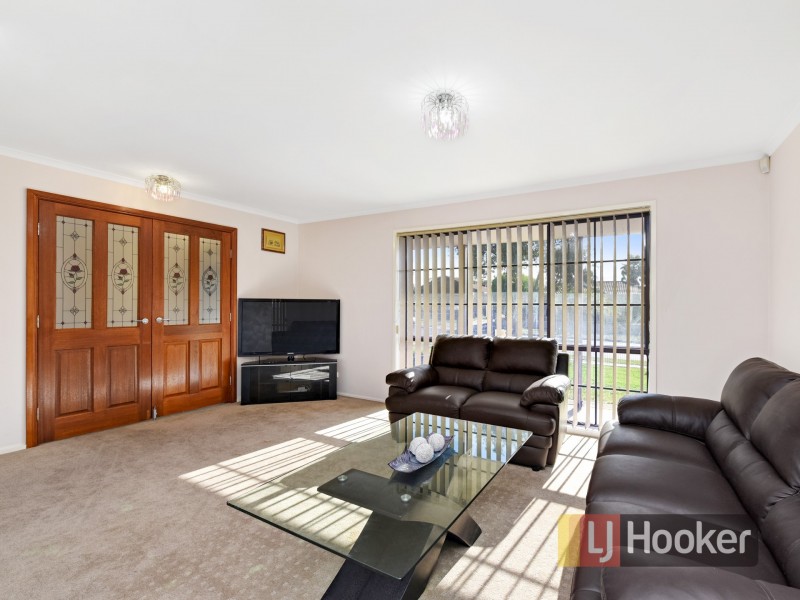 4 Claude Avenue, Hampton Park VIC 3976