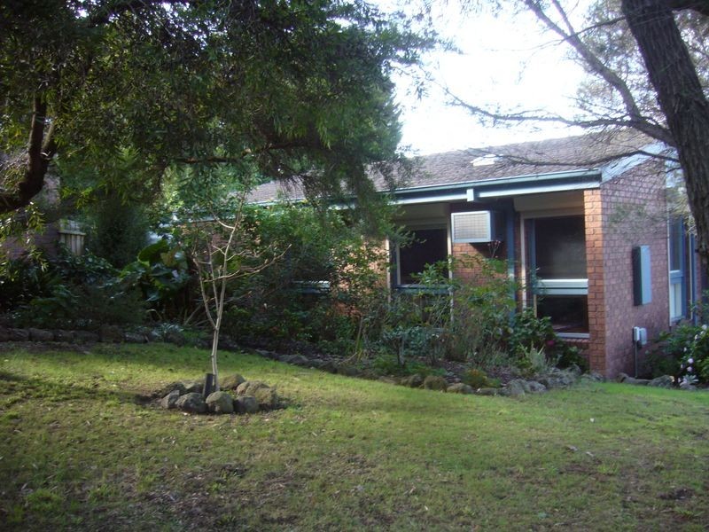 6 Coledale Close, Endeavour Hills VIC 3802