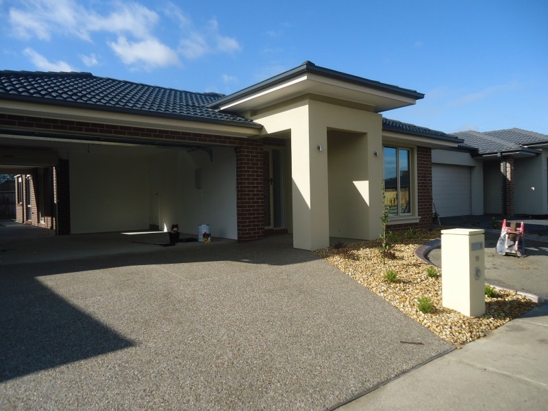 19 Nolan Crescent, Officer VIC 3809