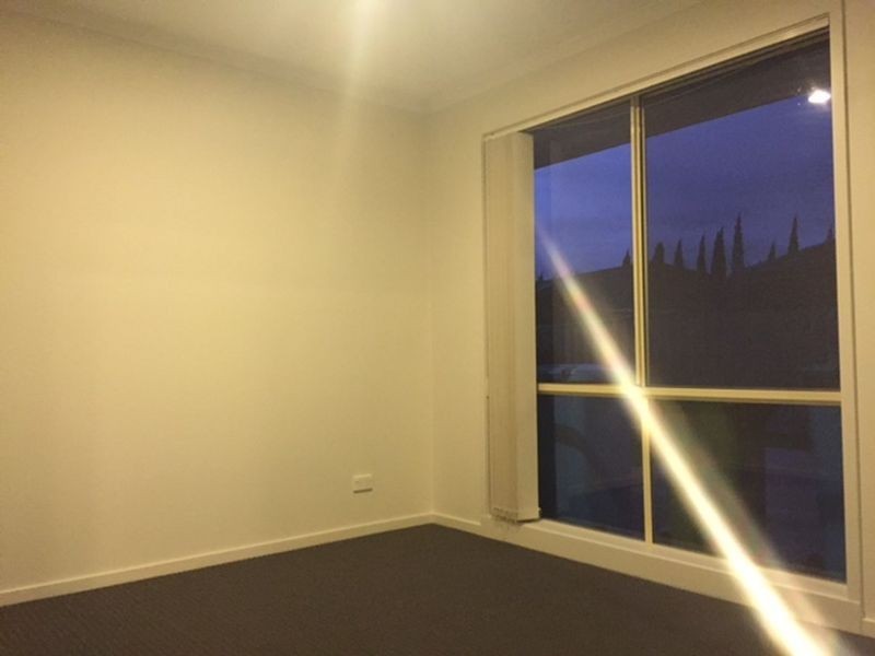 49 Edgbaston Circuit, Berwick VIC 3806