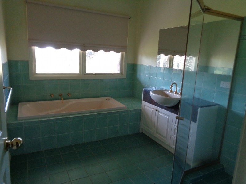 235 Clyde-Five Ways Road, Clyde VIC 3978