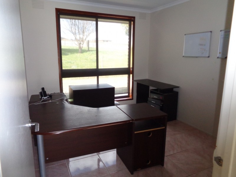 161 Grices Road, Clyde North VIC 3978