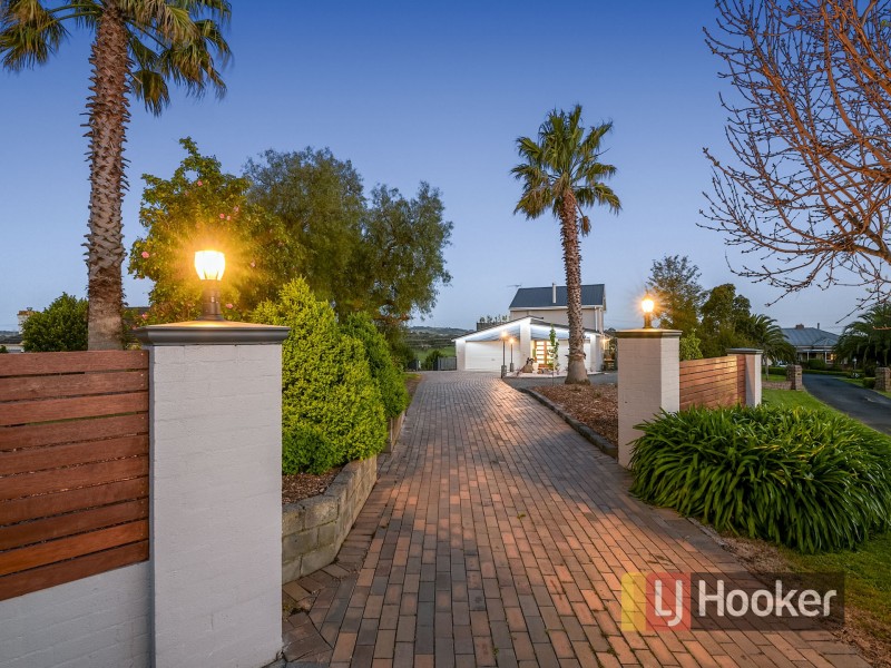 7-8 Maclaine Court, Narre Warren North VIC 3804