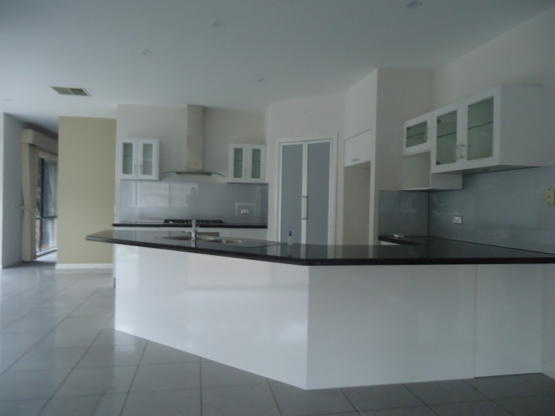 48 The Springs Close, Narre Warren South VIC 3805