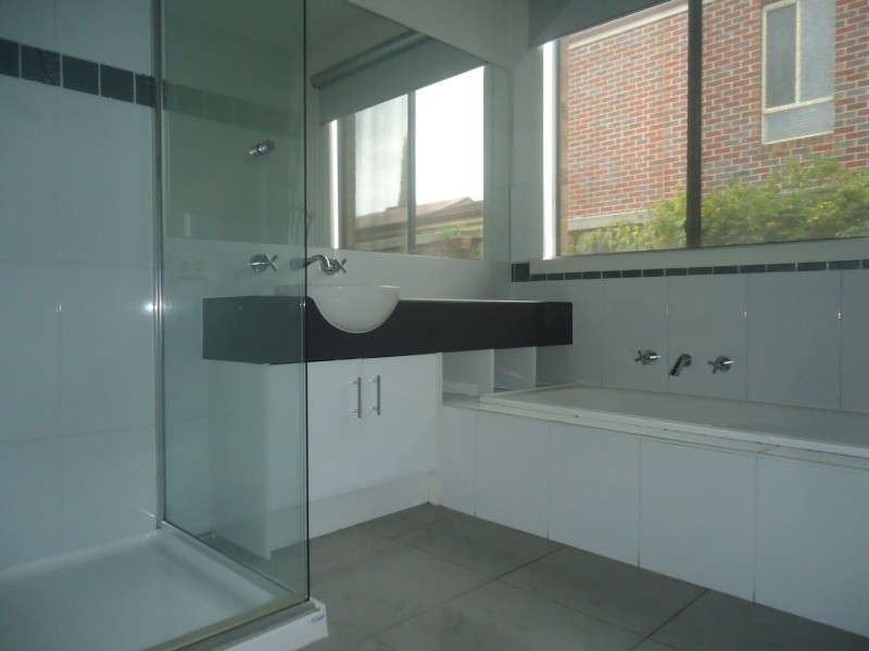 48 The Springs Close, Narre Warren South VIC 3805