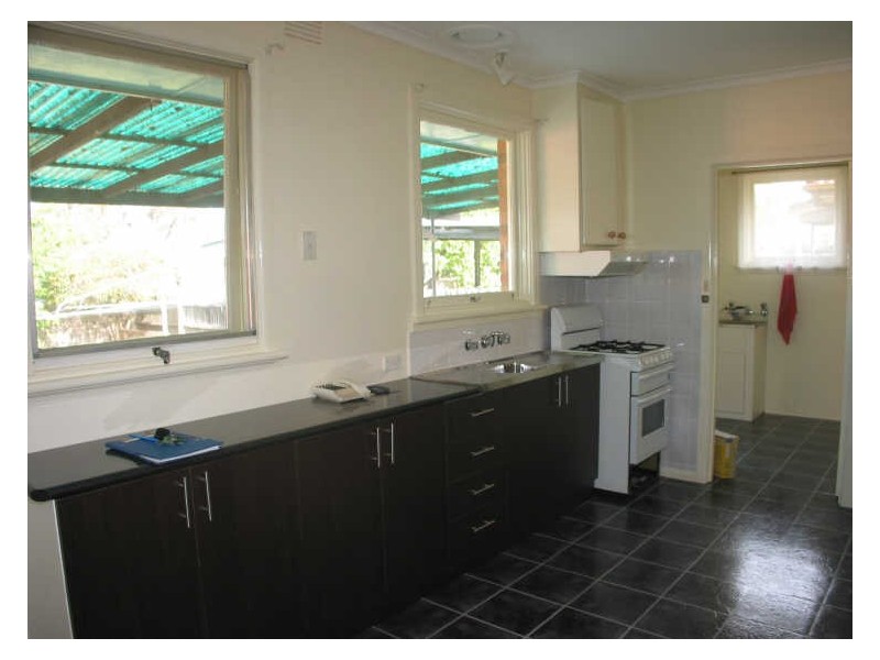 1 Namur Street, Noble Park VIC 3174