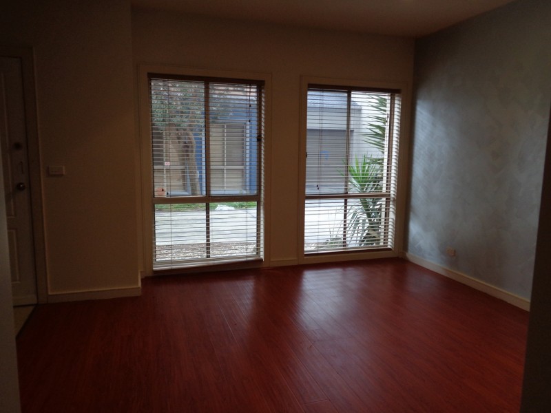 5/32 Stud Road, Dandenong VIC 3175