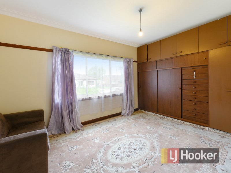 18 Fifth Avenue, Dandenong VIC 3175
